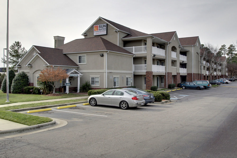 Intown Suites Extended Stay Raleigh Nc - Capital Blvd Ngoại thất bức ảnh